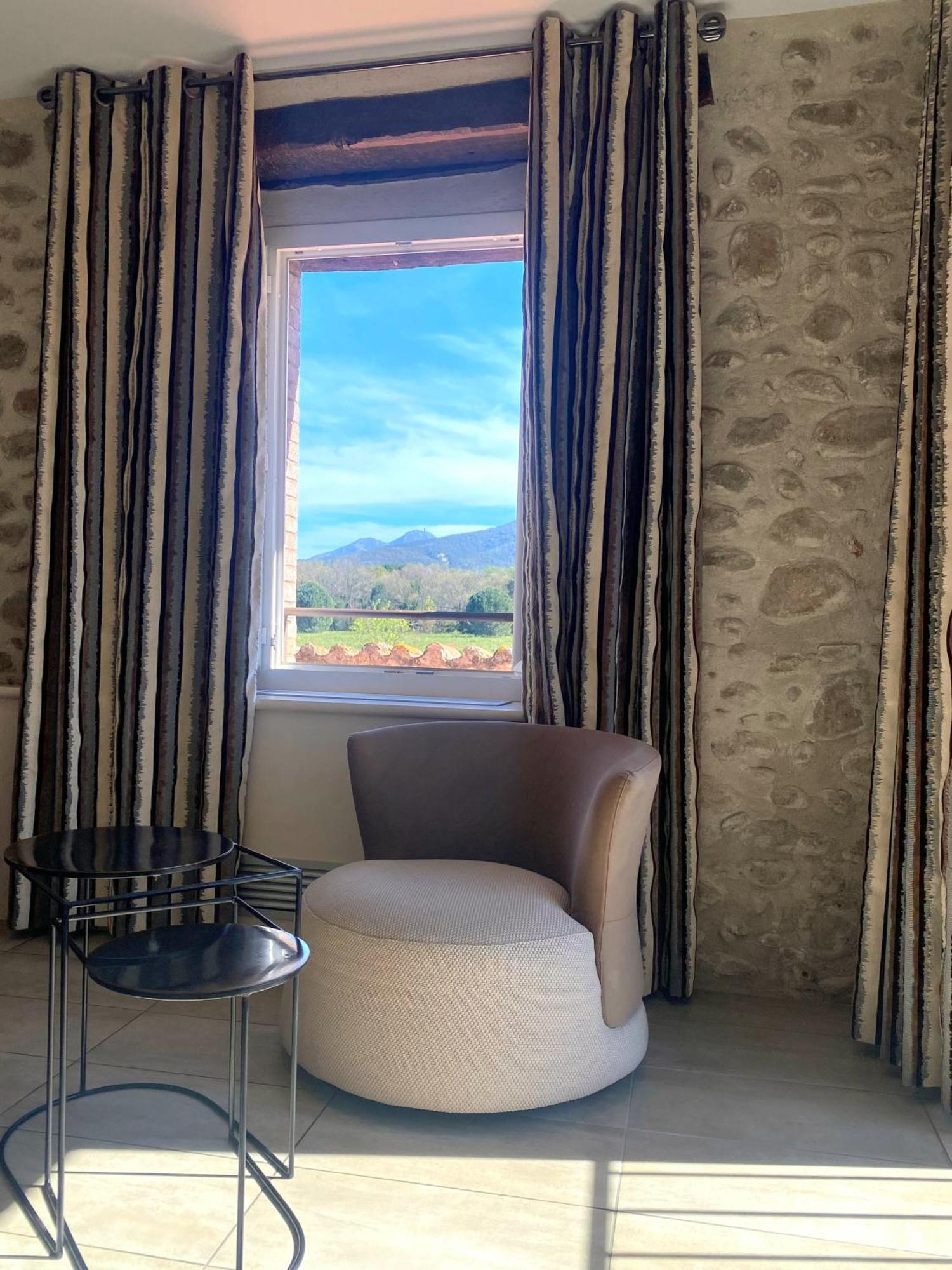 Auberge Du Roua อาร์เจเลส-ซัวร์-แมร์ ภายนอก รูปภาพ