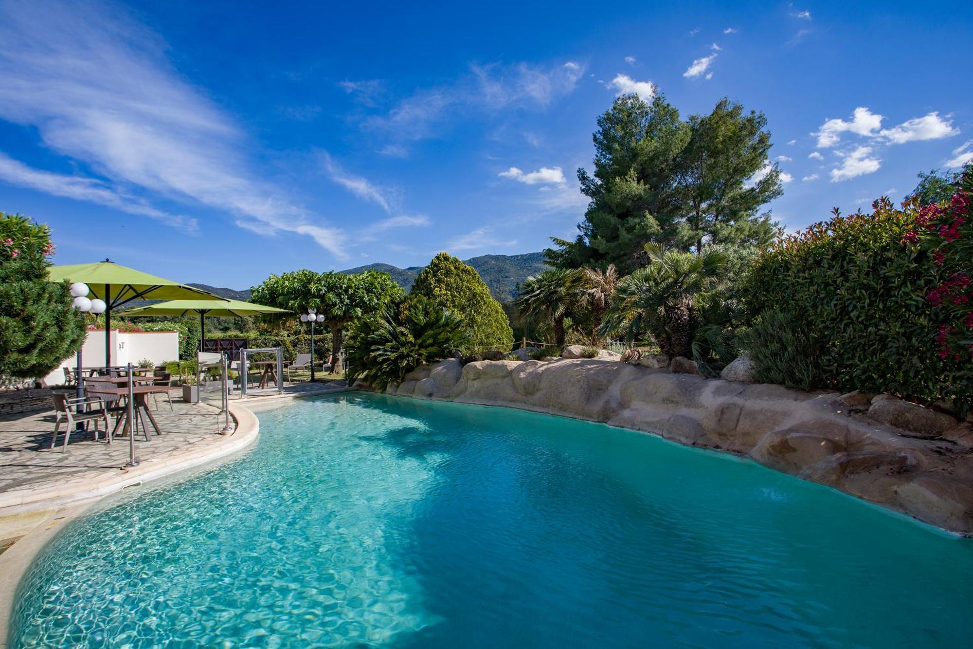 Auberge Du Roua อาร์เจเลส-ซัวร์-แมร์ ภายนอก รูปภาพ