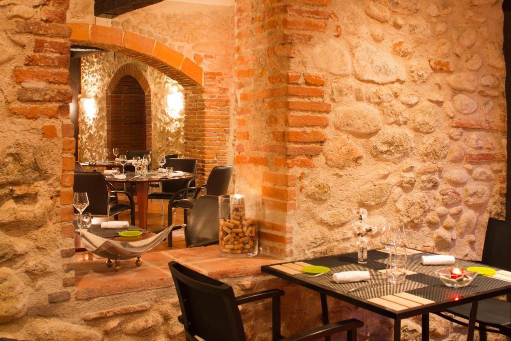 Auberge Du Roua อาร์เจเลส-ซัวร์-แมร์ ภายนอก รูปภาพ